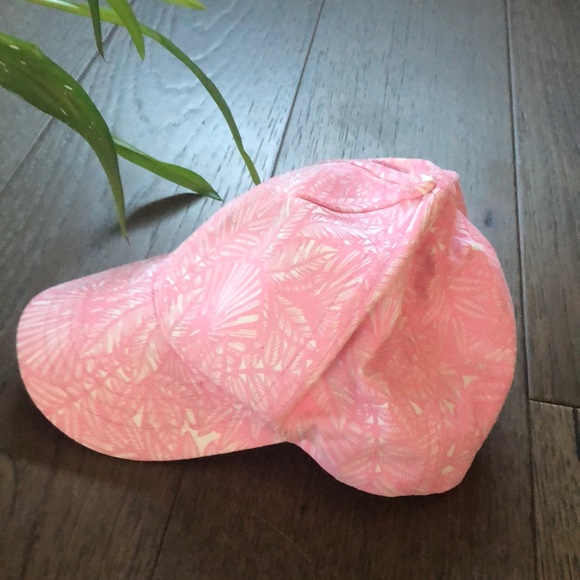 Hat - Picture 3 of 5